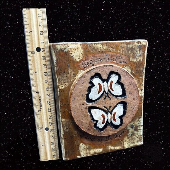 Joy Elaine Praznik Art Pottery Paper Bag Vase Hand Made Signed 6.5”T 5.5”W - Picture 7 of 9